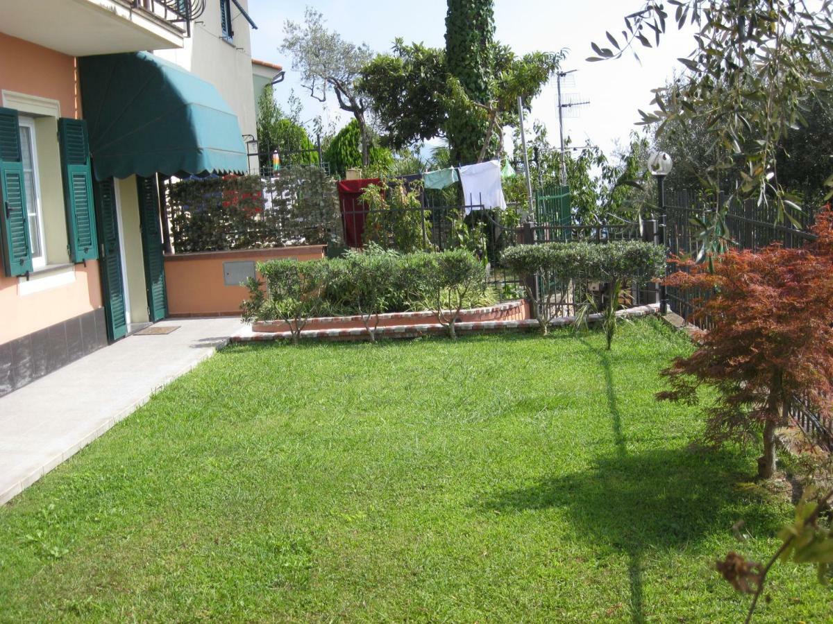 Il Gabbiano Di Pieve Bed & Breakfast Пиеве Лигуре Екстериор снимка